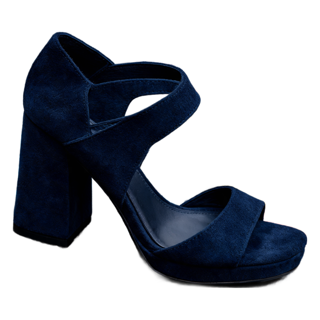 Rendered shoe — White-Background Standardizer