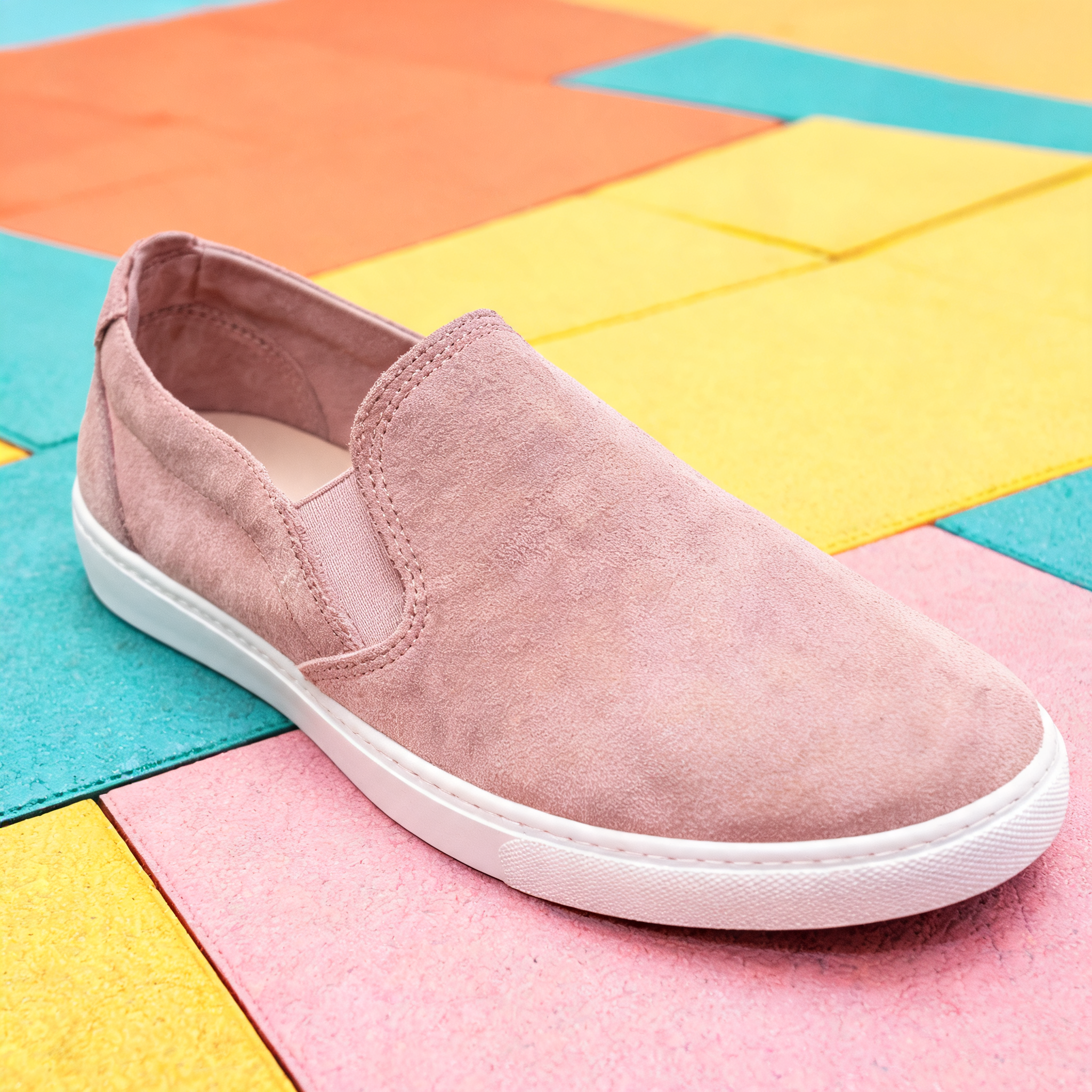 Input shoe for White-Background Standardizer