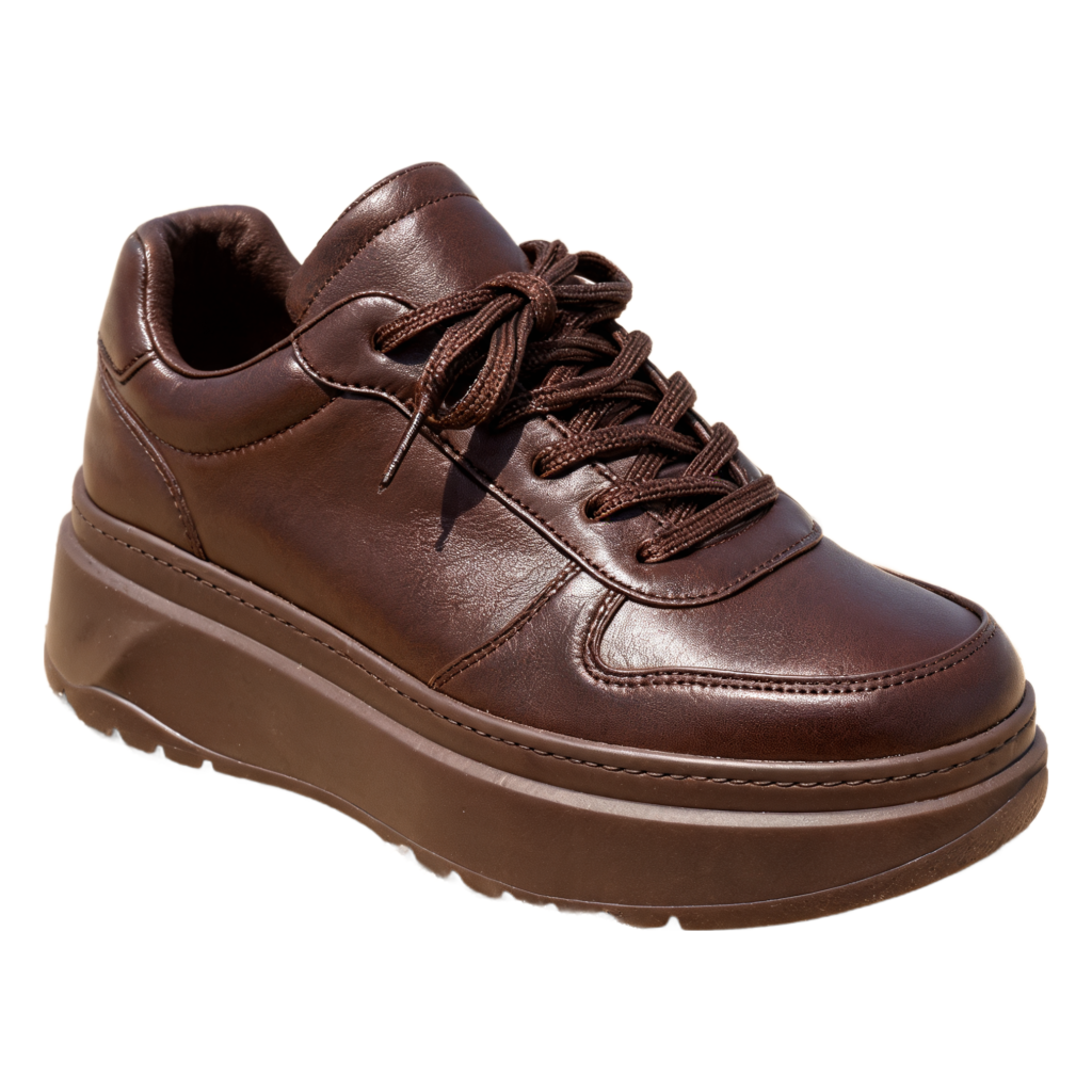 Rendered shoe — White-Background Standardizer